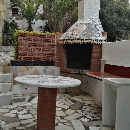 33 Carrer De Panama Nyaraló